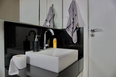 Apartamento à venda com 115m², 4 quartos e 3 vagasBanheiro Social