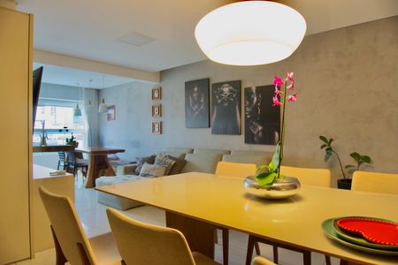 Apartamento à venda com 115m², 4 quartos e 3 vagasSala