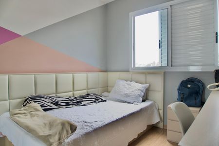 Apartamento à venda com 115m², 4 quartos e 3 vagasQuarto 2