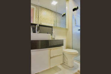 Apartamento à venda com 115m², 4 quartos e 3 vagasBanheiro da Suíte