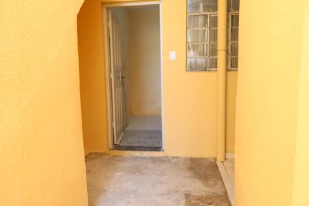 Casa para alugar com 60m², 2 quartos e 2 vagasAcesso Área de serviço