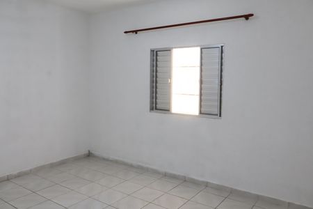 Casa para alugar com 60m², 2 quartos e 2 vagasQuarto