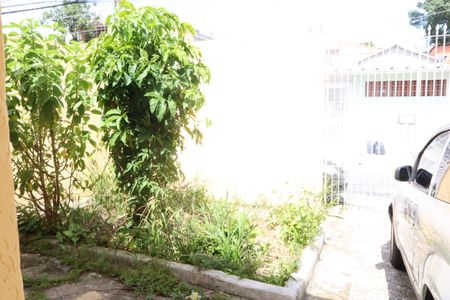 Casa para alugar com 60m², 2 quartos e 2 vagasQuintal