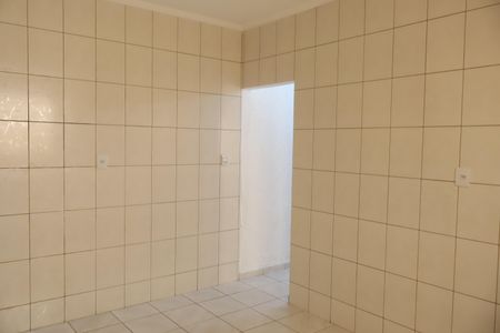 Casa para alugar com 60m², 2 quartos e 2 vagasCozinha