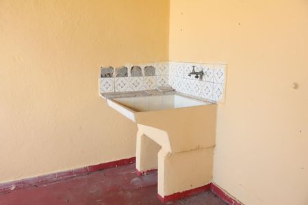 Casa para alugar com 60m², 2 quartos e 2 vagasVaranda