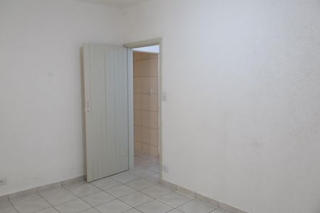 Casa para alugar com 60m², 2 quartos e 2 vagasQuarto