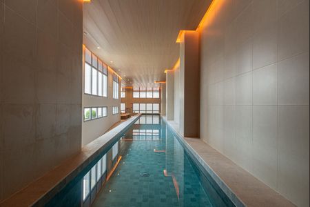 Studio à venda com 25m², 1 quarto e sem vaga Studio à venda com 25m², 1 quarto e sem vagaÁrea comum - Piscina coberta