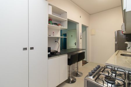Apartamento à venda com 43m², 1 quarto e sem vagaCozinha e Área de Serviço