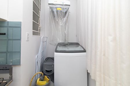 Apartamento à venda com 43m², 1 quarto e sem vagaCozinha e Área de Serviço