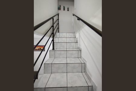 Casa à venda com 174m², 3 quartos e 2 vagasEscada