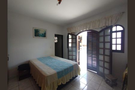 Casa à venda com 174m², 3 quartos e 2 vagasQuarto