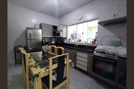 Casa à venda com 174m², 3 quartos e 2 vagasCozinha
