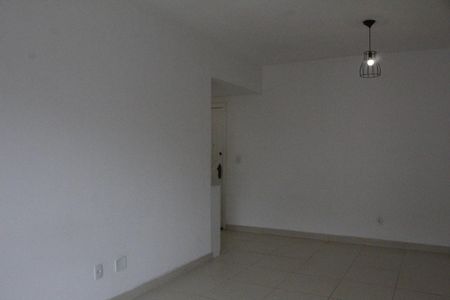 Sala de apartamento para alugar com 2 quartos, 90m² em Freguesia (jacarepaguá), Rio de Janeiro