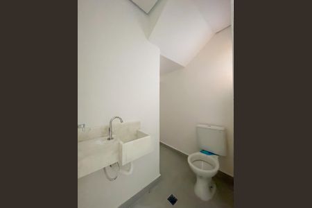 Casa à venda com 115m², 3 quartos e 2 vagas Casa à venda com 115m², 3 quartos e 2 vagasLavabo