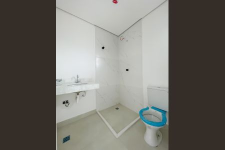 Casa à venda com 115m², 3 quartos e 2 vagas Casa à venda com 115m², 3 quartos e 2 vagasBanheiro da Suíte 1