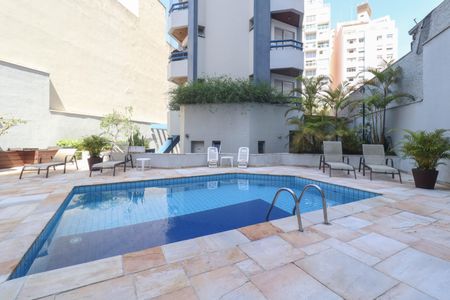 Studio à venda com 50m², 1 quarto e 1 vagaPiscina
