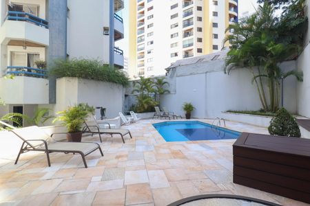 Studio à venda com 50m², 1 quarto e 1 vagaPiscina