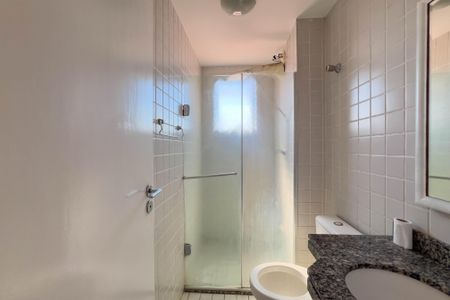Banheiro de apartamento à venda com 1 quarto, 37m² em Ipiranga, São Paulo