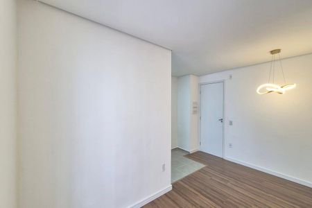 Sala  de apartamento para alugar com 2 quartos, 42m² em Jardim Irene, Campinas