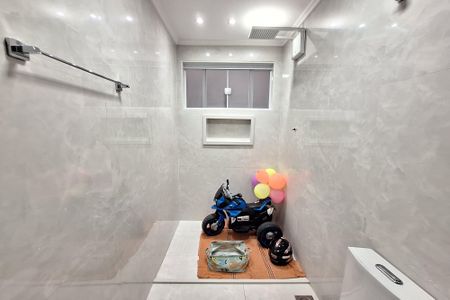 Casa para alugar com 110m², 2 quartos e 4 vagasBanheiro 2