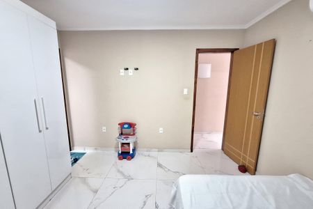 Quarto de casa para alugar com 2 quartos, 110m² em Jardim Primavera, Duque de Caxias
