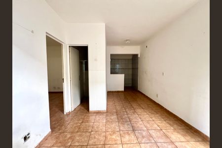 Casa para alugar com 1 quarto, 38m² em Maria Helena, Belo Horizonte