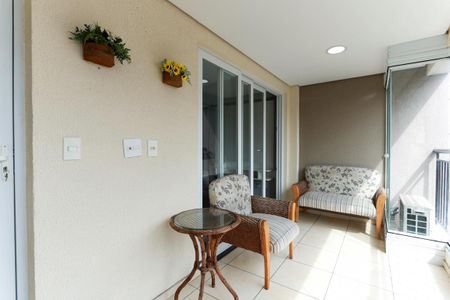 Apartamento à venda com 43m², 1 quarto e 1 vaga Apartamento à venda com 43m², 1 quarto e 1 vagaVaranda e área de serviço