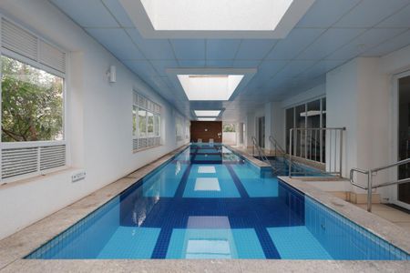 Apartamento à venda com 43m², 1 quarto e 1 vaga Apartamento à venda com 43m², 1 quarto e 1 vagaÁrea comum - Piscina