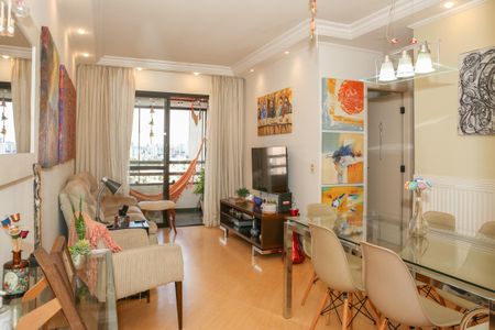 Sala de apartamento para alugar com 3 quartos, 74m² em Vila Ipojuca, São Paulo