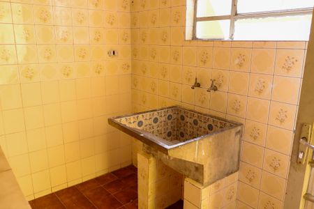 Casa à venda com 161m², 3 quartos e 2 vagasLavanderia