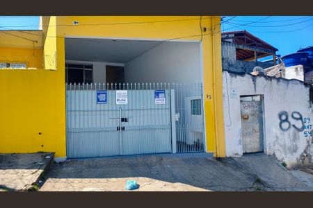 Casa à venda com 161m², 3 quartos e 2 vagasFachada