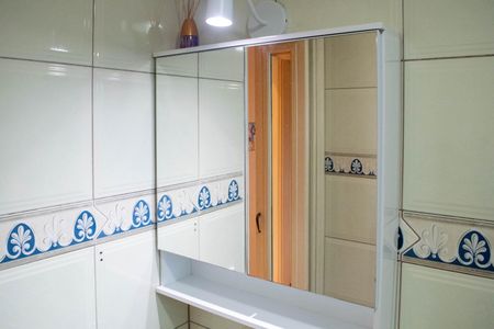 Apartamento à venda com 50m², 2 quartos e 1 vaga Apartamento à venda com 50m², 2 quartos e 1 vagaBanheiro