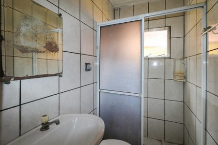 Banheiro de casa para alugar com 1 quarto, 55m² em Eldorado, São Bernardo do Campo