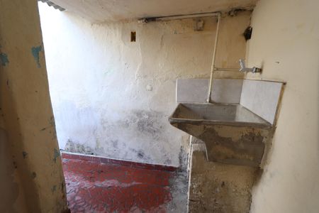 Casa para alugar com 60m², 2 quartos e 2 vagasLavanderia