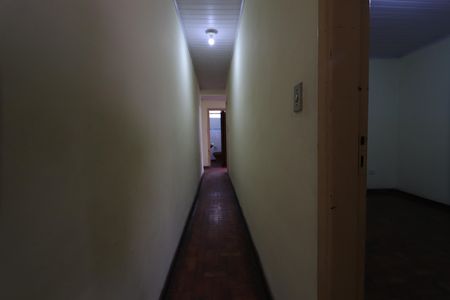 Casa para alugar com 60m², 2 quartos e 2 vagasCorredor