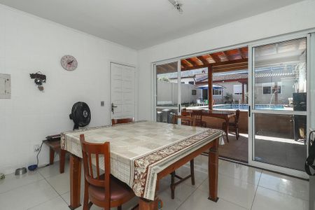 Casa à venda com 360m², 4 quartos e 3 vagasCozinha