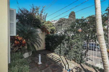 Casa à venda com 360m², 4 quartos e 3 vagasQuintal