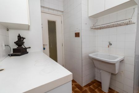 Apartamento à venda com 115m², 3 quartos e 1 vagaÁrea de Serviço