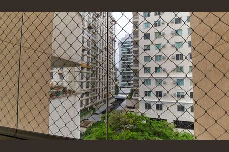 Apartamento à venda com 78m², 2 quartos e 1 vaga
