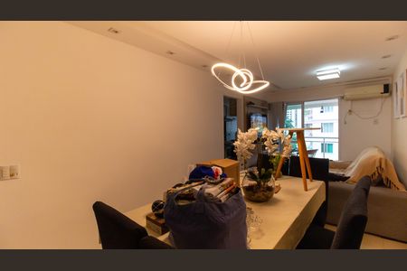 Apartamento à venda com 78m², 2 quartos e 1 vaga