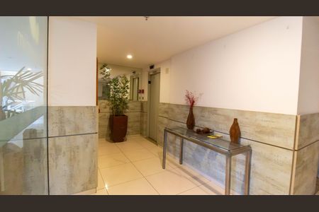 Apartamento à venda com 78m², 2 quartos e 1 vaga