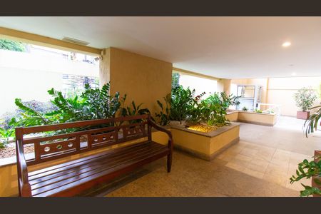 Apartamento à venda com 78m², 2 quartos e 1 vaga