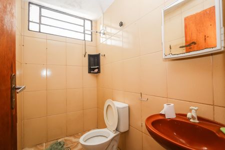 Banheiro de casa para alugar com 1 quarto, 40m² em Jardim Clementino, Taboão da Serra