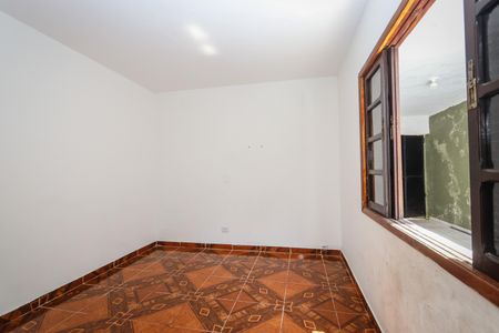 Quarto de casa para alugar com 1 quarto, 40m² em Jardim Clementino, Taboão da Serra