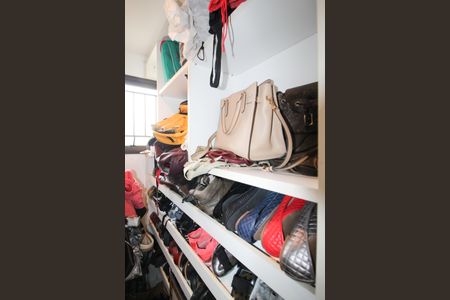 Apartamento à venda com 116m², 3 quartos e 3 vagasCloset da suíte 1