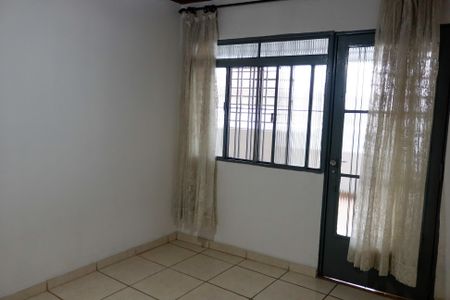 Quarto 1 de casa para alugar com 2 quartos, 60m² em Mutinga, Osasco