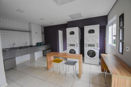 Apartamento para alugar com 50m², 2 quartos e 1 vagaÁrea comum