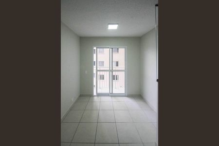 Apartamento para alugar com 45m², 2 quartos e sem vagaSala
