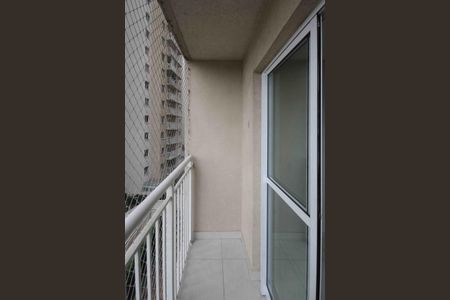 Apartamento para alugar com 45m², 2 quartos e sem vagaVaranda