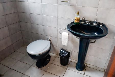 Casa para alugar com 70m², 2 quartos e 2 vagasLavabo